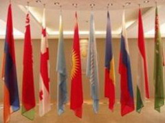 омский губернатор леонид полежаев считает, что для успеха экономического союза россии и казахстана нужна лишь политическая воля